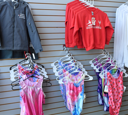 merch4